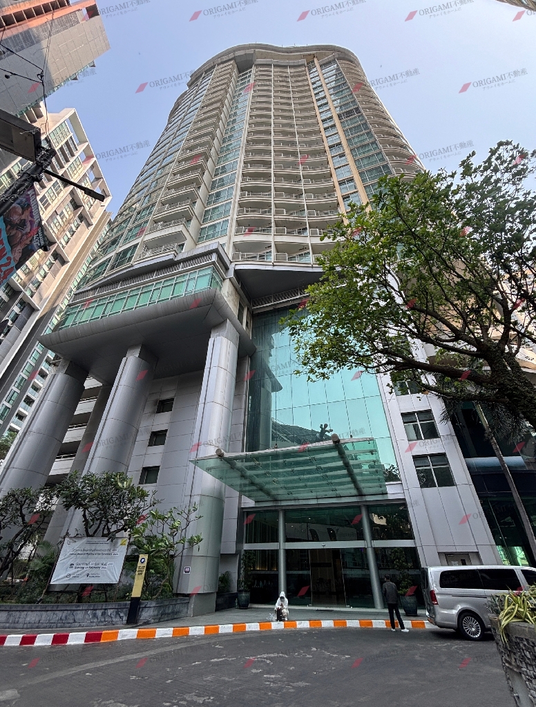Le Luk Condominium
